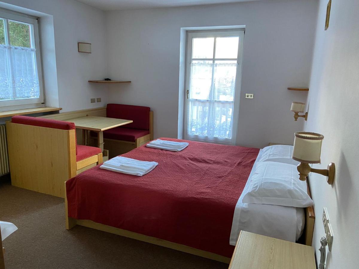 Dolomites Hotel La Meridiana โมเอนา ภายนอก รูปภาพ